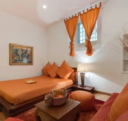 Spanish Steps Luxury Flat Big
